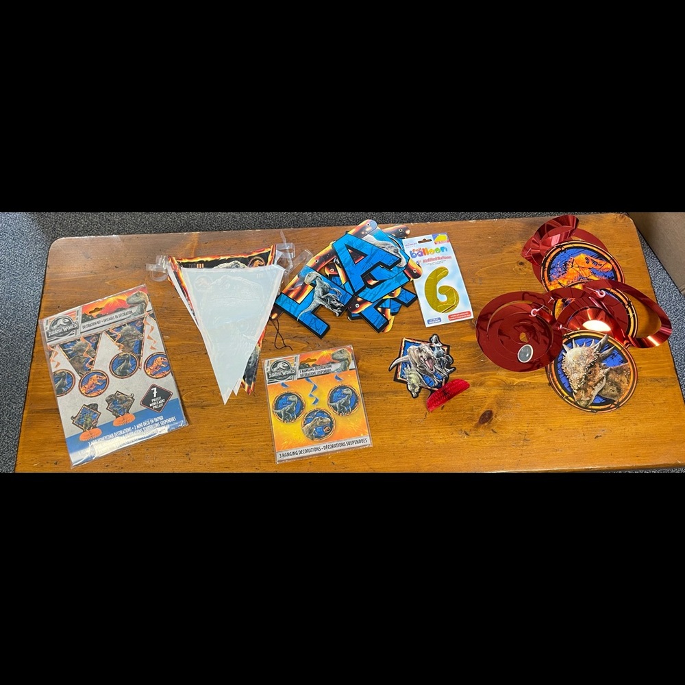Jusrassic World Birthday Party Decorations